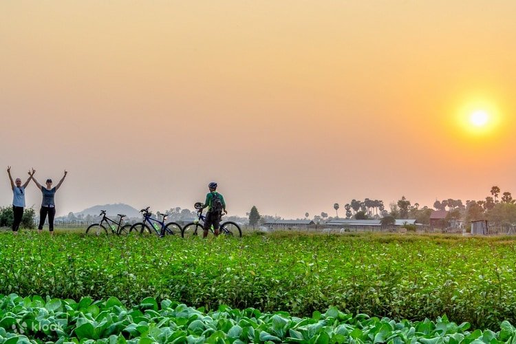 From Siem Reap: Countryside Sunset Bike Ride